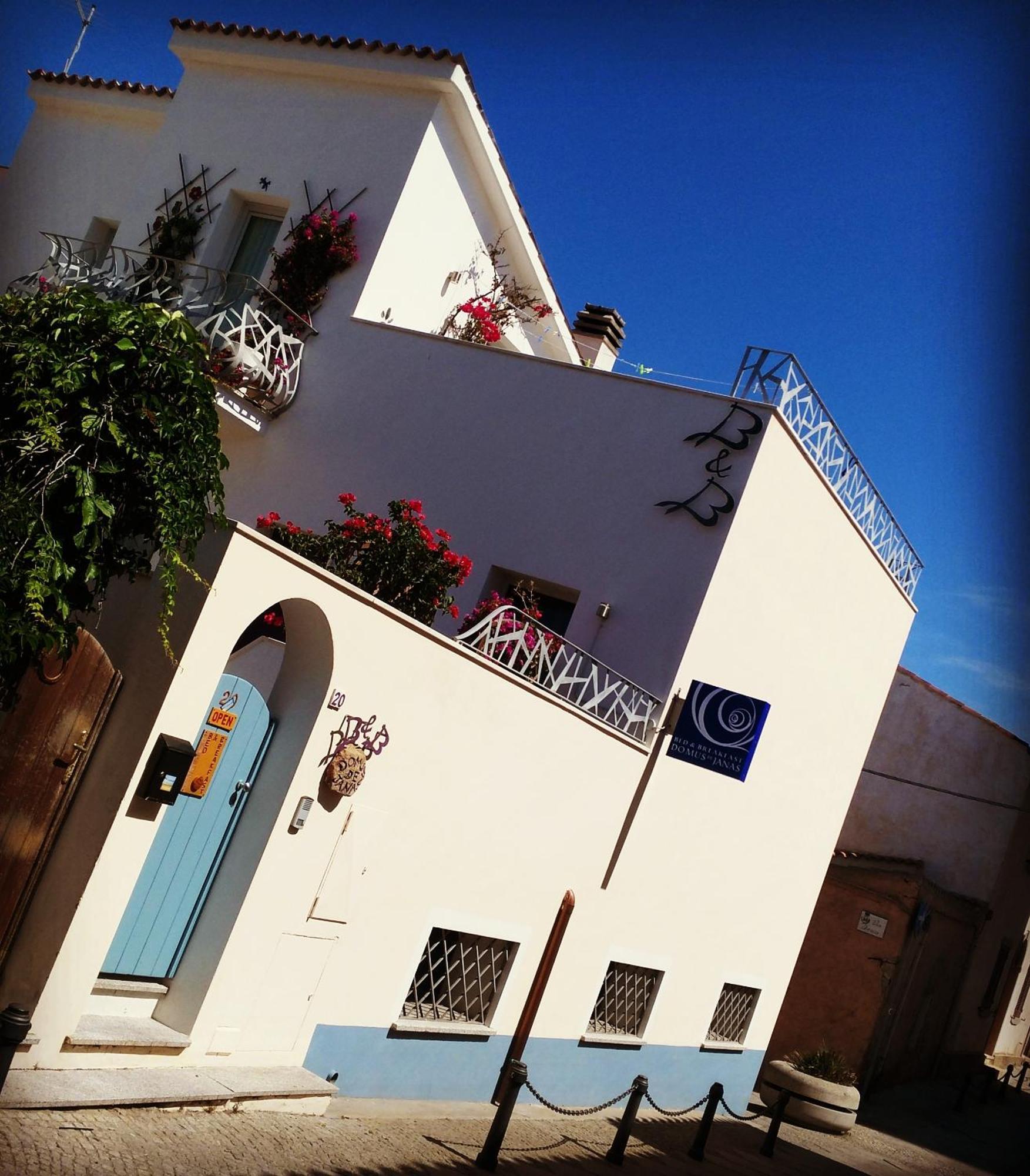 B&B Domus De Janas Santa Teresa Gallura Exterior photo